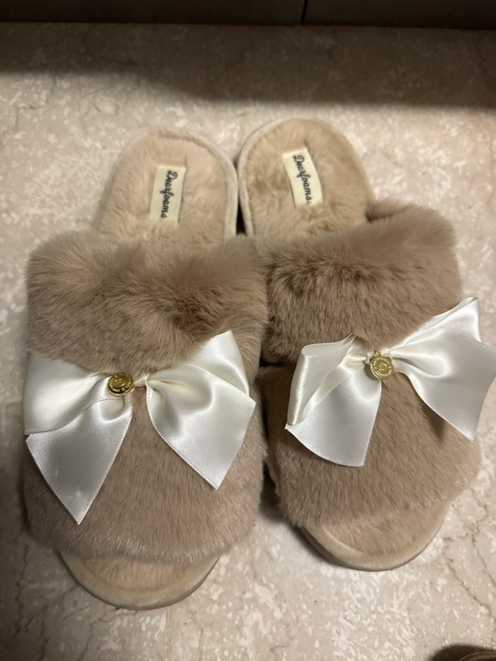 Cozy Fur Slide Slippers with Ivory Bow - Women